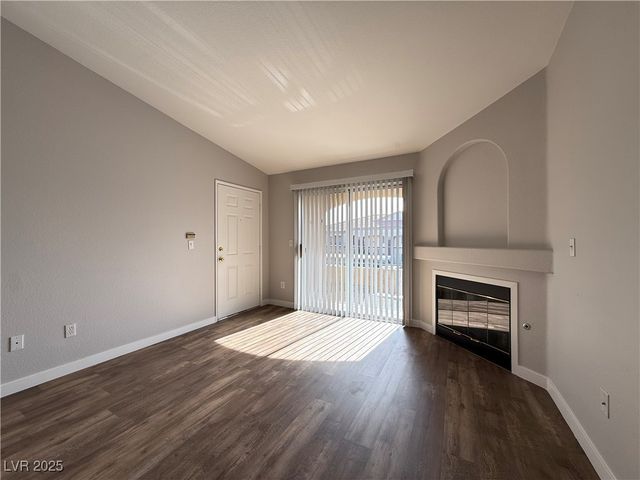 7885 West Flamingo Road 2153, Las Vegas, NV 89147