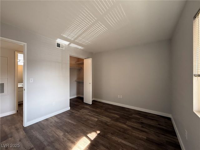 7885 West Flamingo Road 2153, Las Vegas, NV 89147