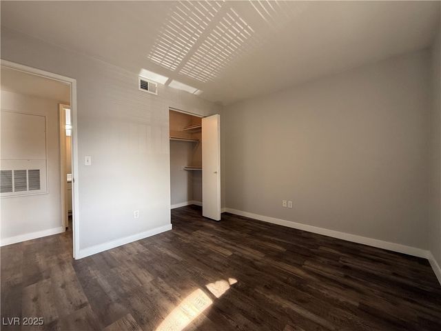 7885 West Flamingo Road 2153, Las Vegas, NV 89147