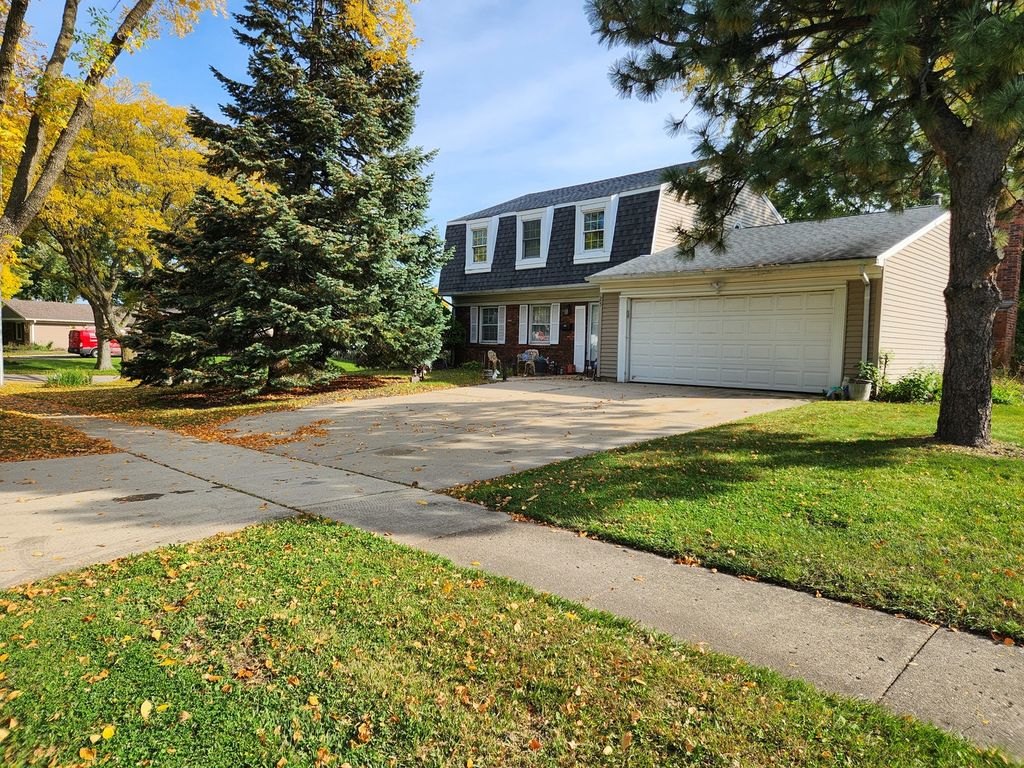 25 Emerson Drive, Schaumburg, IL 60194 — exterior