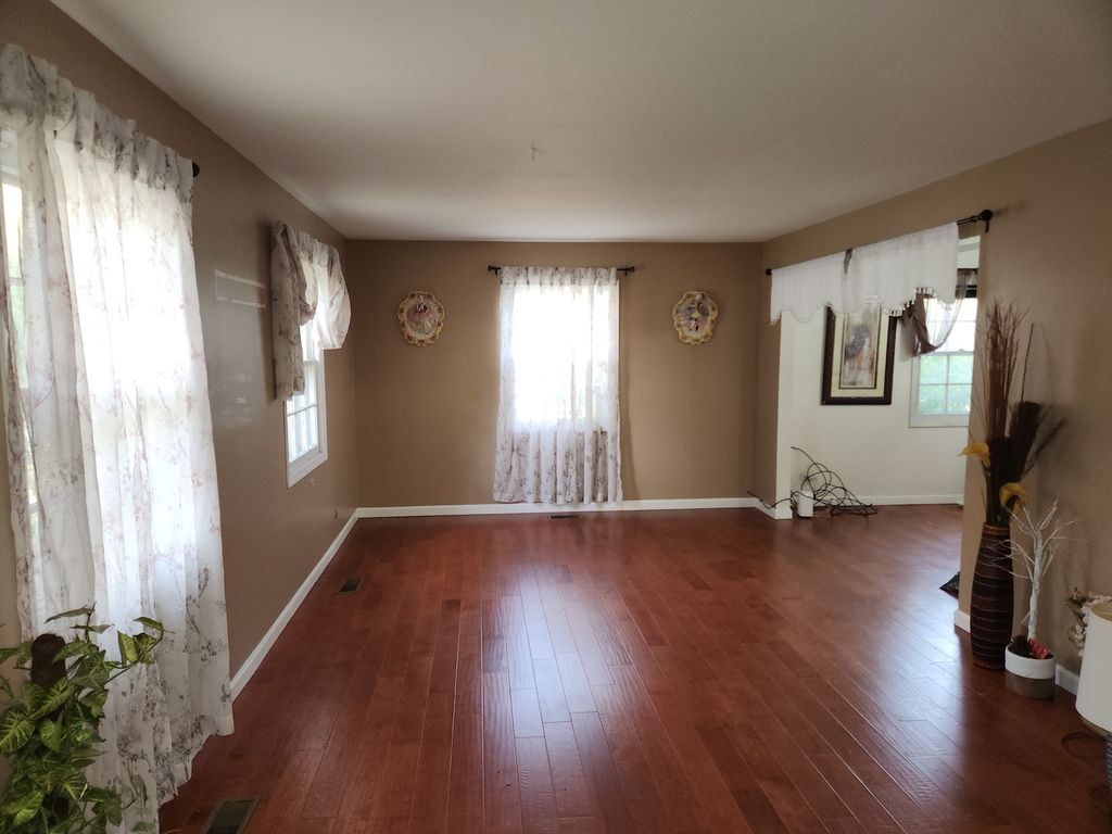25 Emerson Drive, Schaumburg, IL 60194 — photo 3