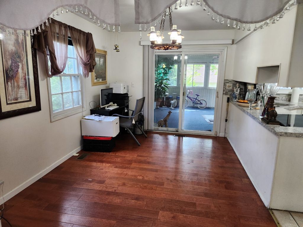 25 Emerson Drive, Schaumburg, IL 60194 — photo 5