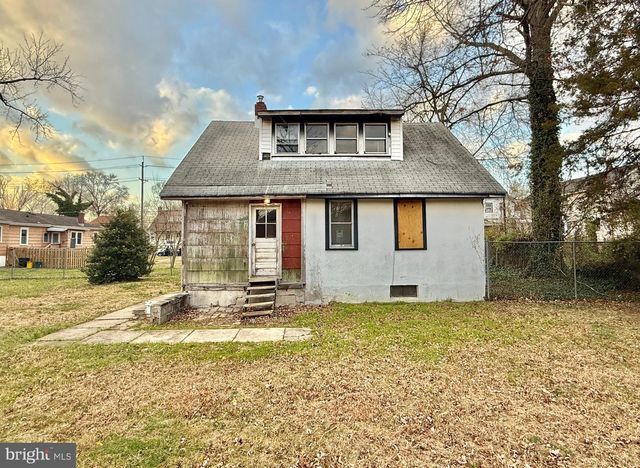 37 CENTRAL AVE, Trenton, NJ 08618