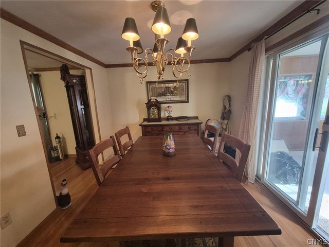 112 Primrose Lane, Salina, NY 13212