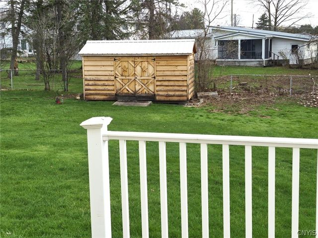 112 Primrose Lane, Salina, NY 13212