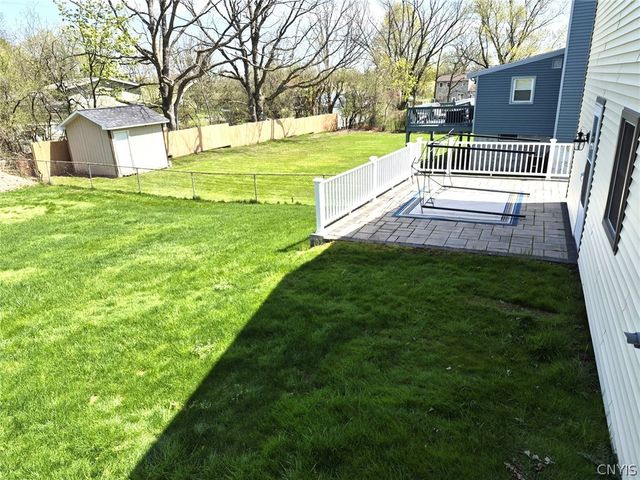 112 Primrose Lane, Salina, NY 13212