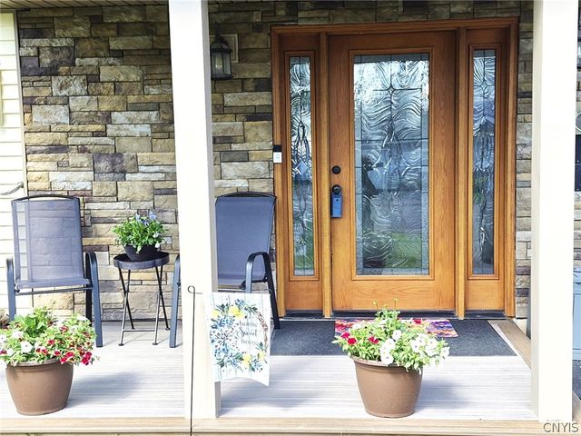 112 Primrose Lane, Salina, NY 13212