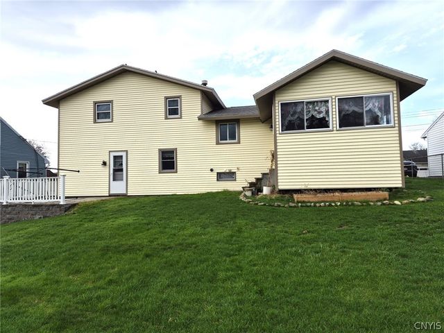 112 Primrose Lane, Salina, NY 13212