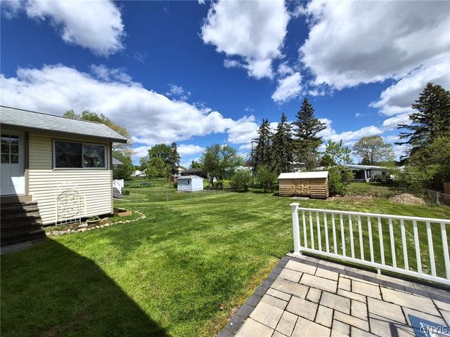112 Primrose Lane, Salina, NY 13212