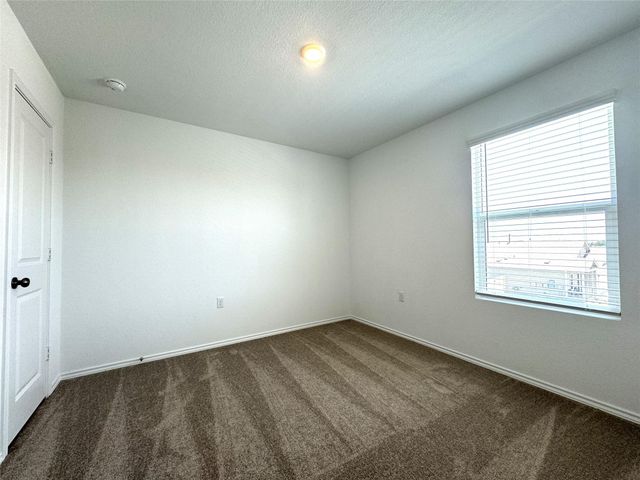 2720 Schwartz LN, Pflugerville, TX 78660