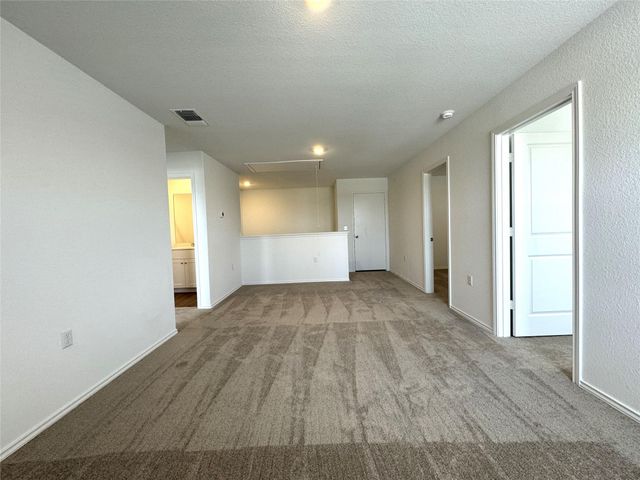 2720 Schwartz LN, Pflugerville, TX 78660