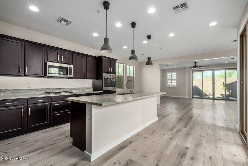 31636 N 24TH Drive, Phoenix, AZ 85085