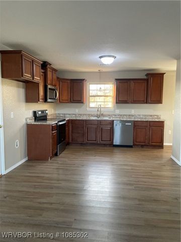 1020 Bluebird Drive, Cedarville, AR 72932