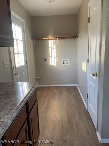 1020 Bluebird Drive, Cedarville, AR 72932