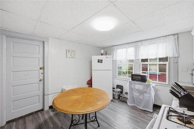 626 East Delavan Avenue N, Buffalo, NY 14211