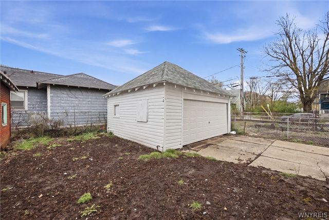626 East Delavan Avenue N, Buffalo, NY 14211