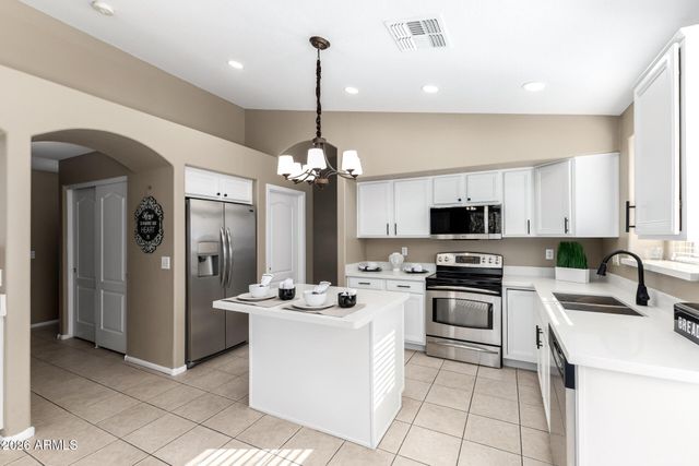 4816 W HARWELL Road, Laveen, AZ 85339