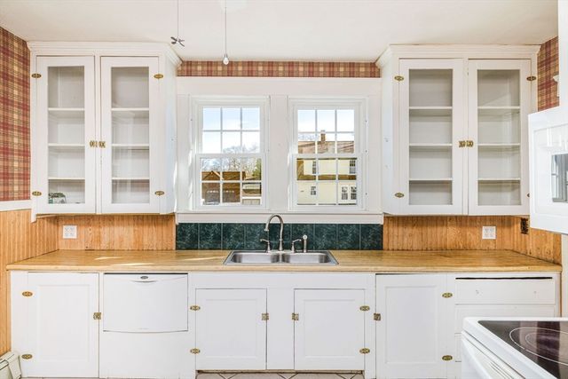 31 South Main, Bellingham, MA 02019