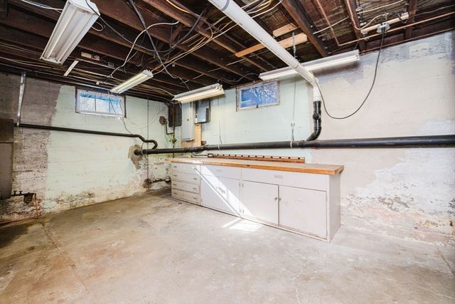 31 South Main, Bellingham, MA 02019