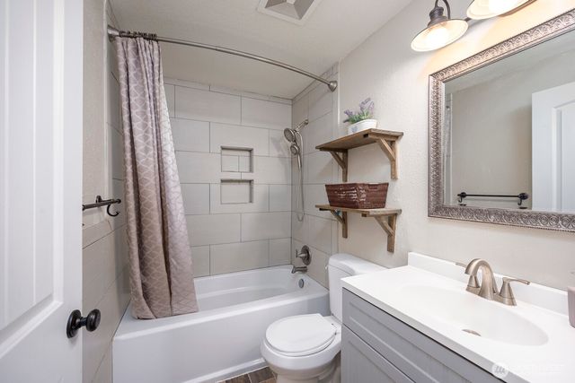 2225 Claremont Court, Moses Lake, WA 98837