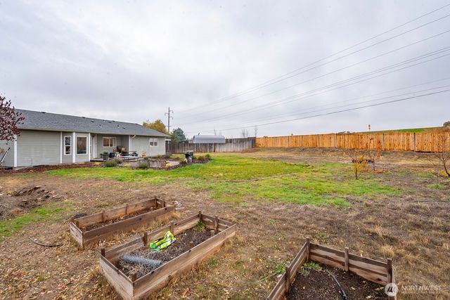 2225 Claremont Court, Moses Lake, WA 98837