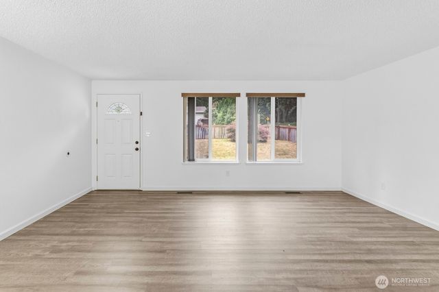 2614 White Cedar Drive SE, Port Orchard, WA 98366
