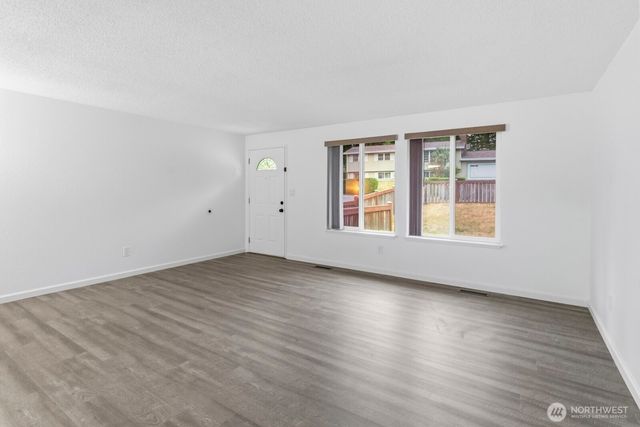 2614 White Cedar Drive SE, Port Orchard, WA 98366