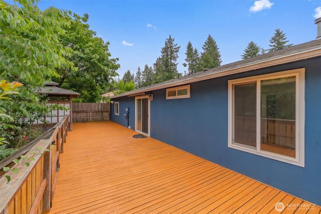 2614 White Cedar Drive SE, Port Orchard, WA 98366