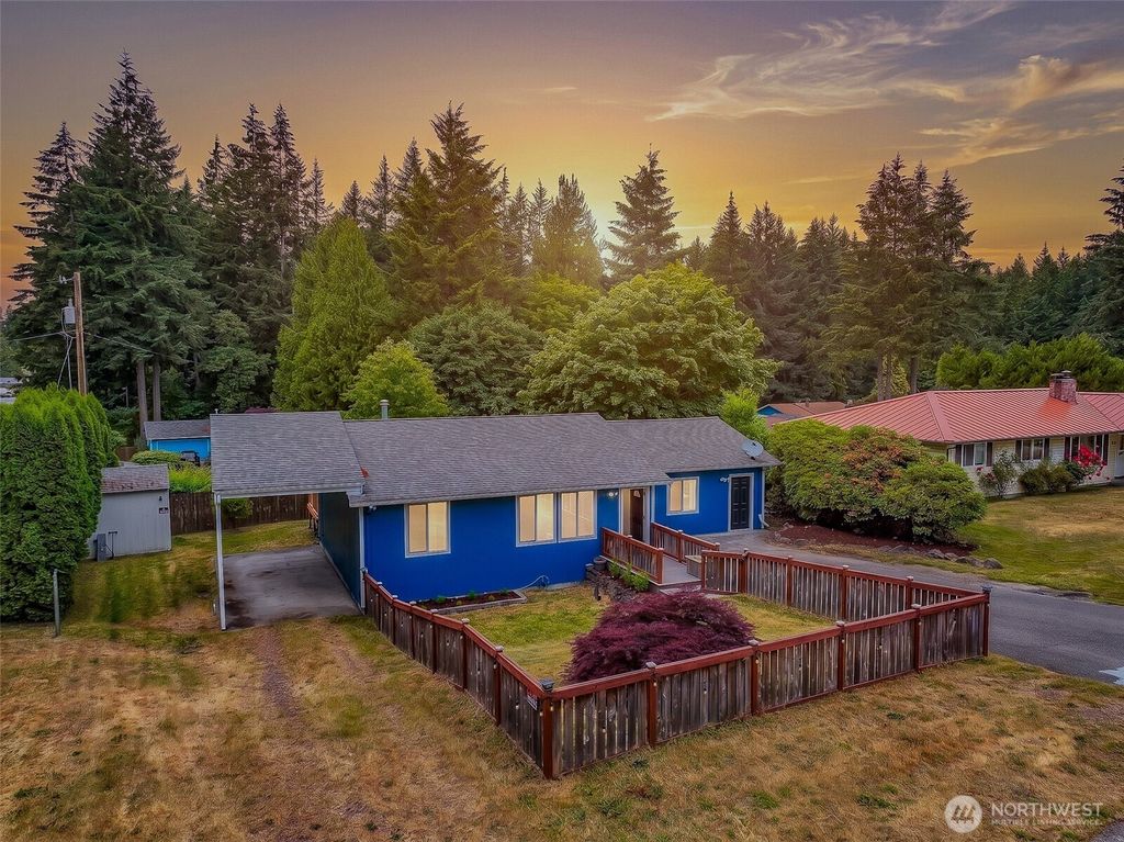 2614 White Cedar Drive SE, Port Orchard, WA 98366