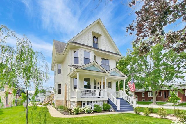 400 S 16th Street, Maywood, IL 60153