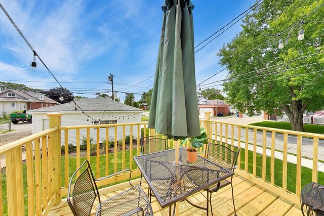 400 S 16th Street, Maywood, IL 60153