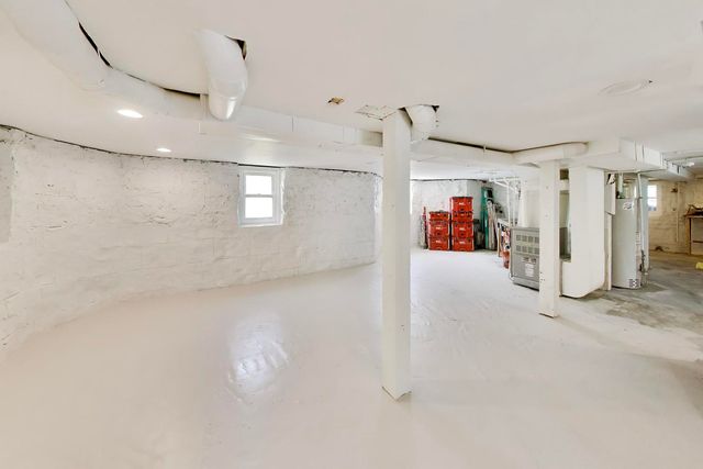 400 S 16th Street, Maywood, IL 60153