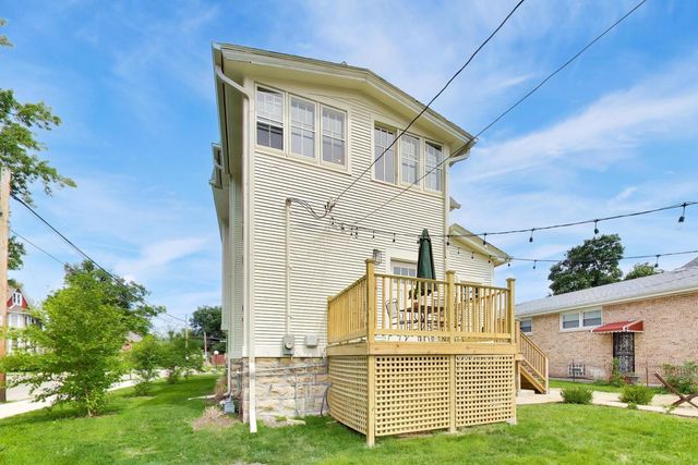 400 S 16th Street, Maywood, IL 60153