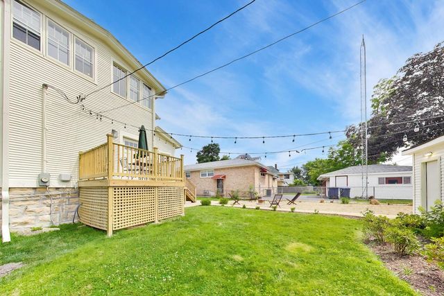 400 S 16th Street, Maywood, IL 60153