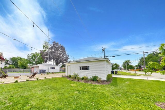 400 S 16th Street, Maywood, IL 60153