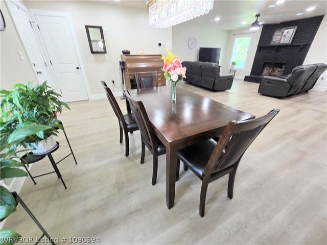 800 N 8th Street, Van Buren, AR 72956
