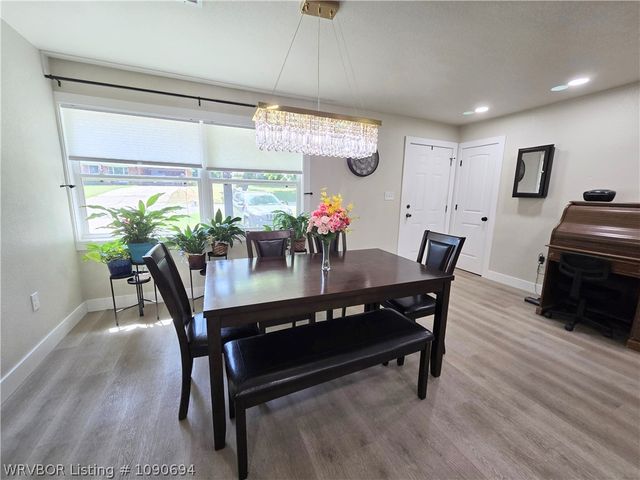 800 N 8th Street, Van Buren, AR 72956