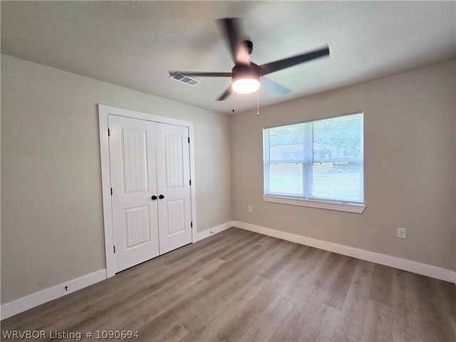 800 N 8th Street, Van Buren, AR 72956