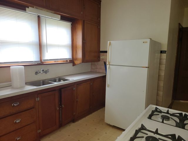 3121 Chicago Road, Steger, IL 60475