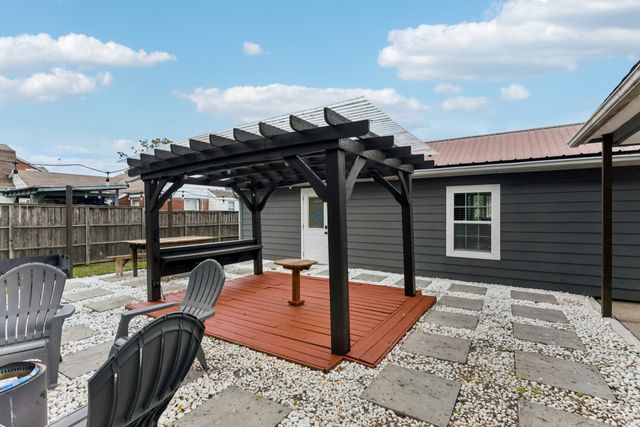 3221 Holbrook Dr, Nashville, TN 37211