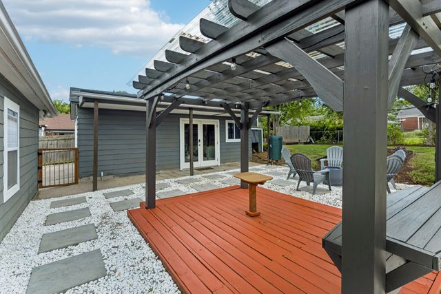 3221 Holbrook Dr, Nashville, TN 37211