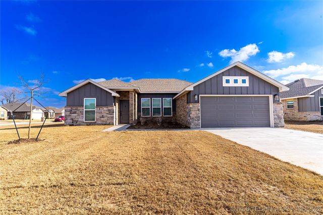 103 S 26th Street, Collinsville, OK 74021