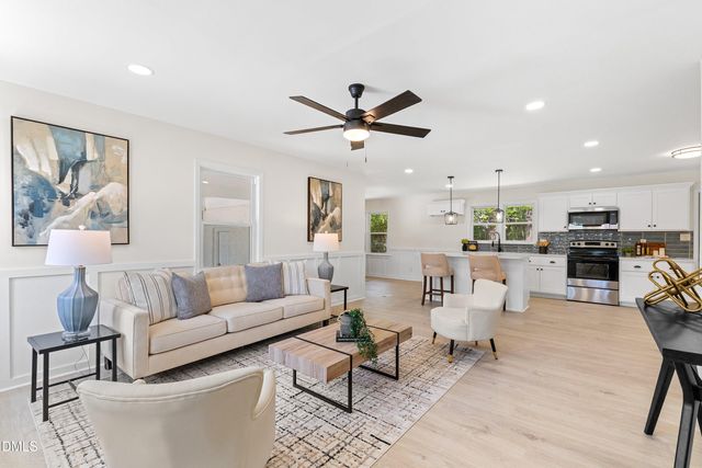 115 E Heath Avenue, Smithfield, NC 27577
