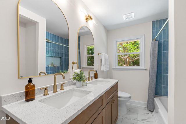 115 E Heath Avenue, Smithfield, NC 27577