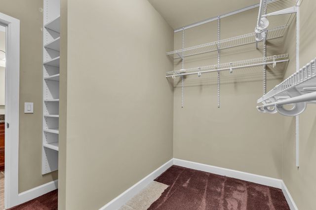 307 Seven Springs Way Apt 301, Brentwood, TN 37027