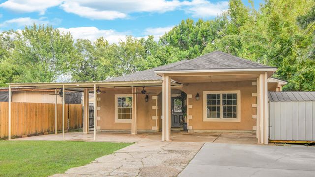14538 Eagle Pass Street, Houston, TX 77015