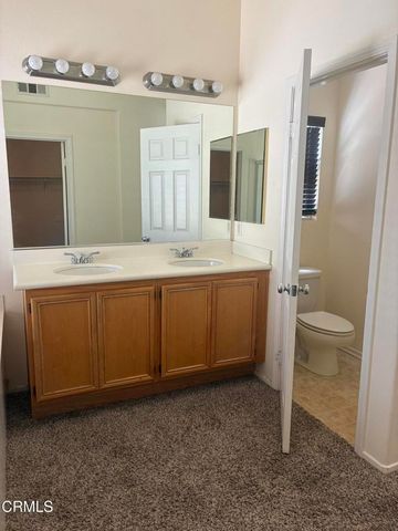 28360 Maitland Lane, Santa Clarita, CA 91350