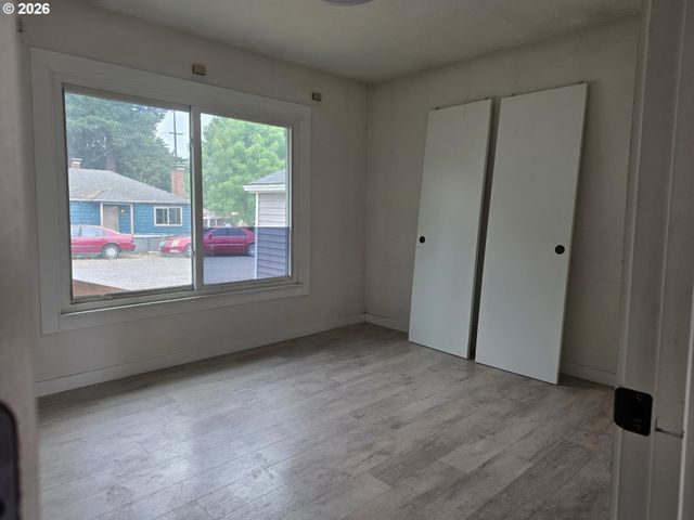 5711 Se 123RD Ave, Portland, OR 97236