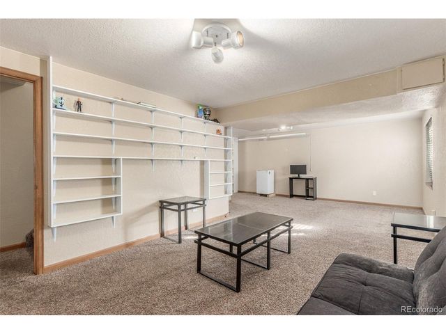 3722 Ironhorse Dr, Evans, CO 80620