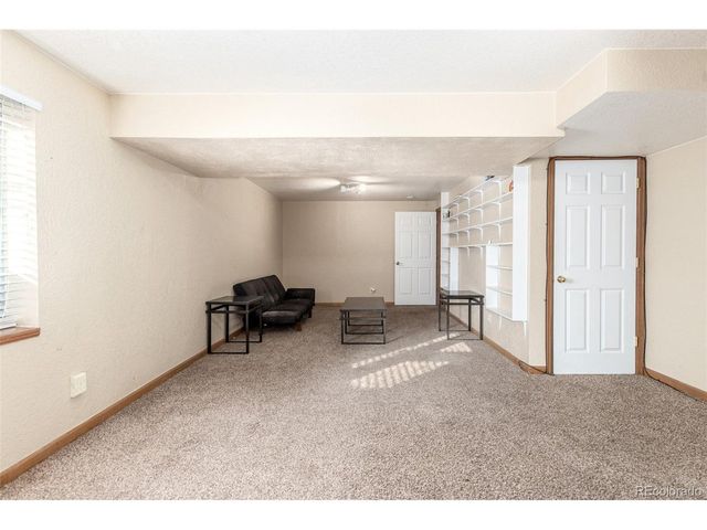 3722 Ironhorse Dr, Evans, CO 80620